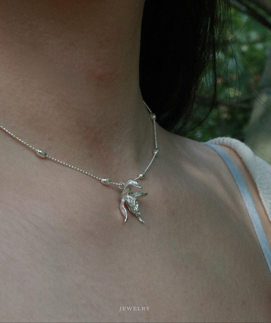Chinoiserie Coelogyne Cristata Silver Necklace