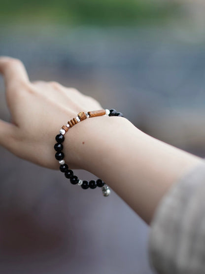 Chinoiserie Feast Beaded Bracelet