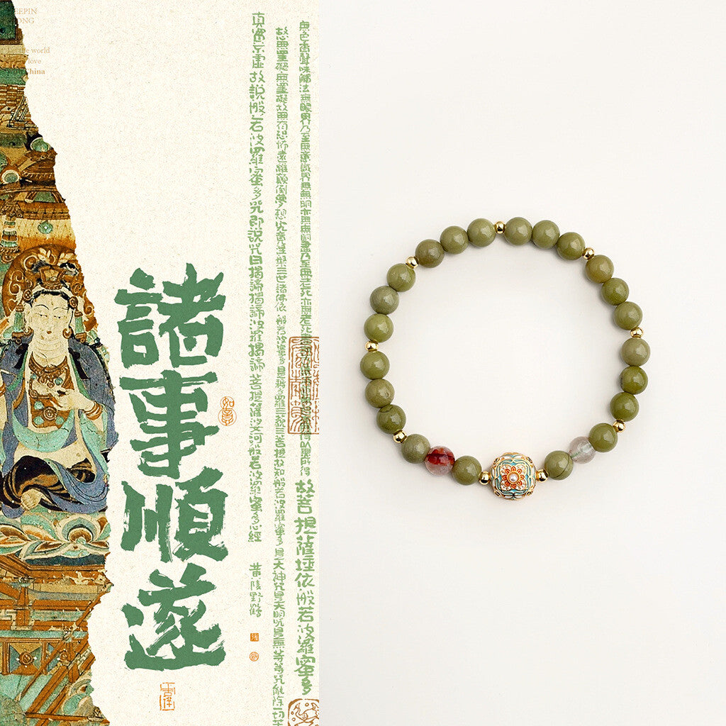 Chinoiserie Green Grapes Beaded Bracelet