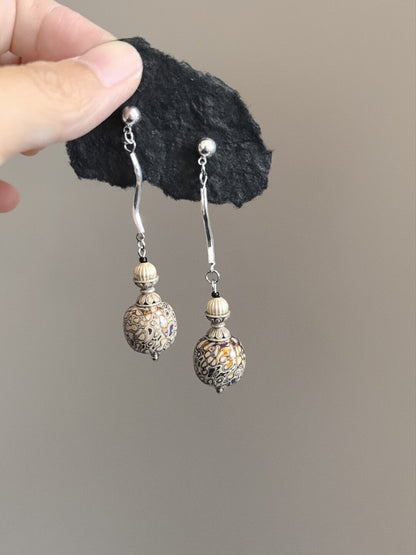 Chinoiserie Lacquer Purple Spring Earrings