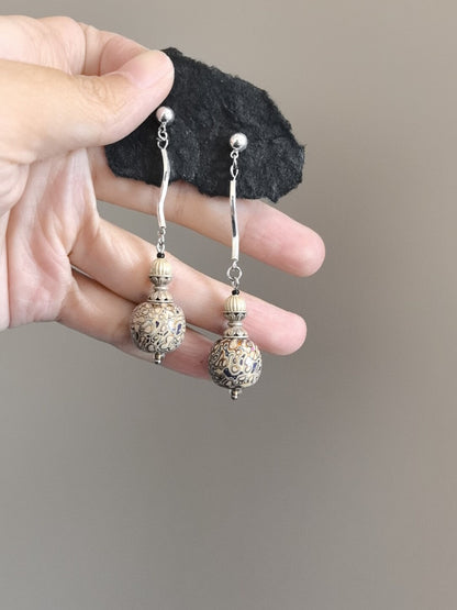 Chinoiserie Lacquer Purple Spring Earrings