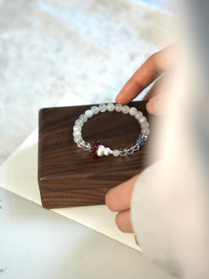 Chinoiserie Moonlight Beaded Bracelet