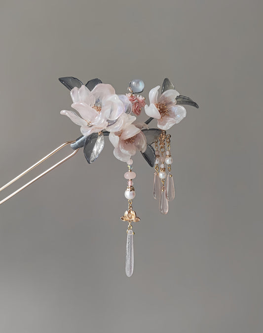 Chinoiserie Pink Floral Beaded Tassel Hairpin | Hairpin | Three Fleas