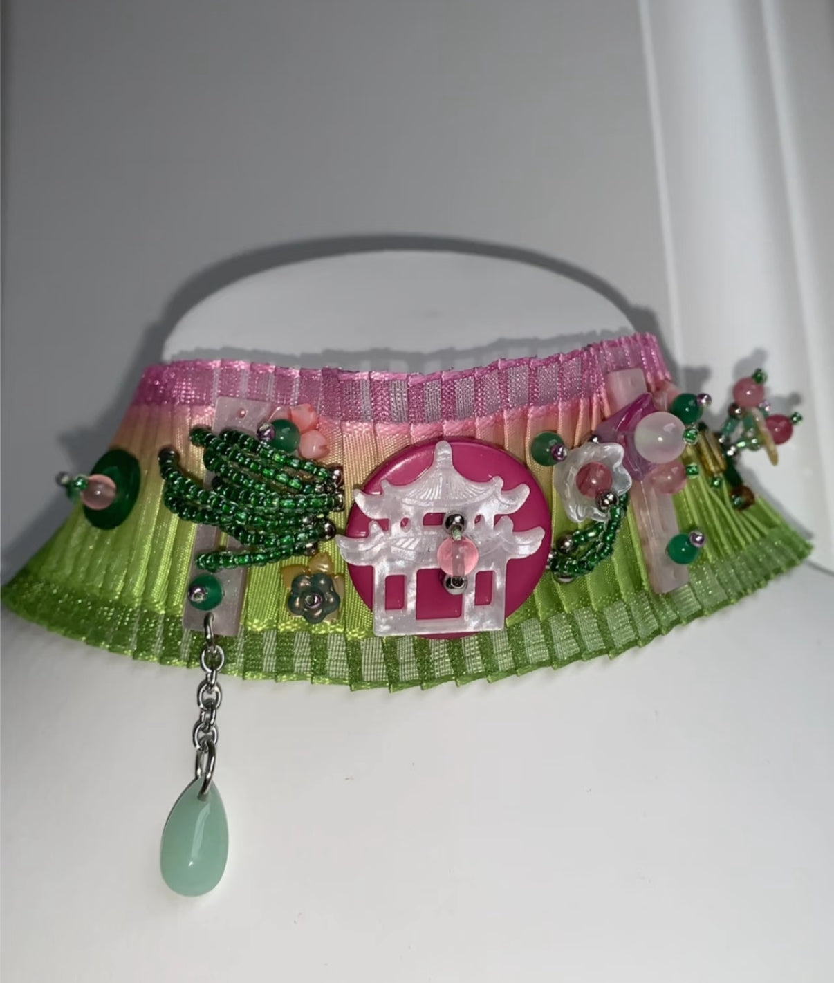 Chinoiserie Red Green Beaded Wide Choker