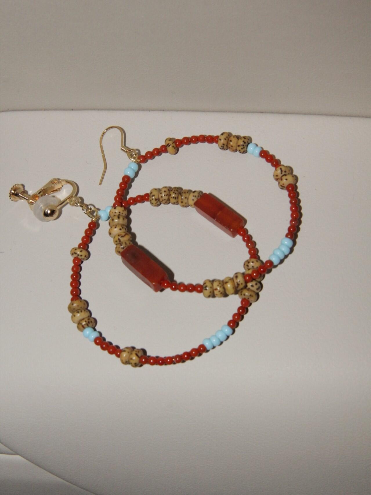 Chinoiserie South Red Agate Bodhi Seed Earrings