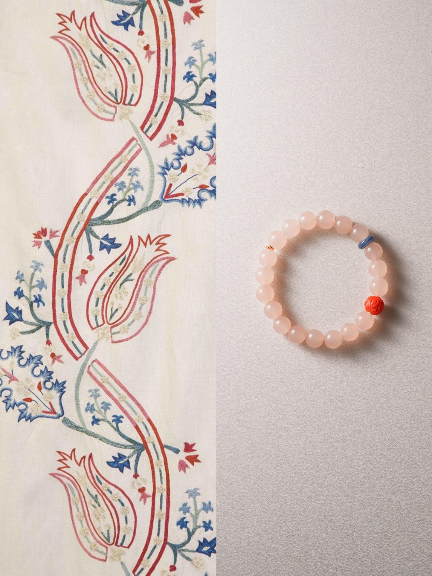 Chinoiserie  Vanilla South Red Agate Bracelet
