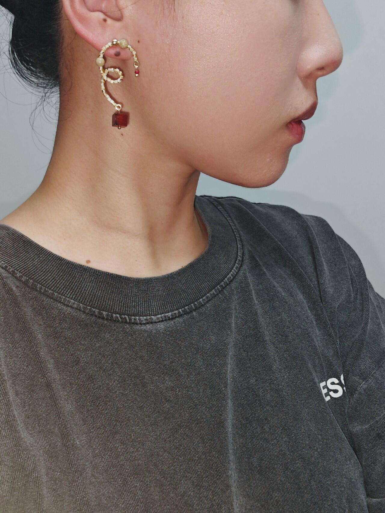 Chinoiserie Vine Natural Stone Earrings