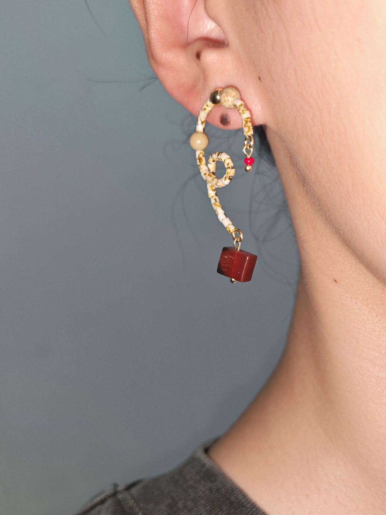 Chinoiserie Vine Natural Stone Earrings