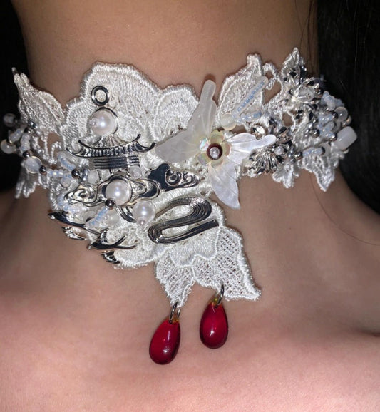 Chinoiserie White Temple Red Beads Wide Choker
