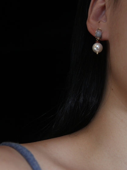 「Chinoiserie」Baby Blue Pearl Earrings