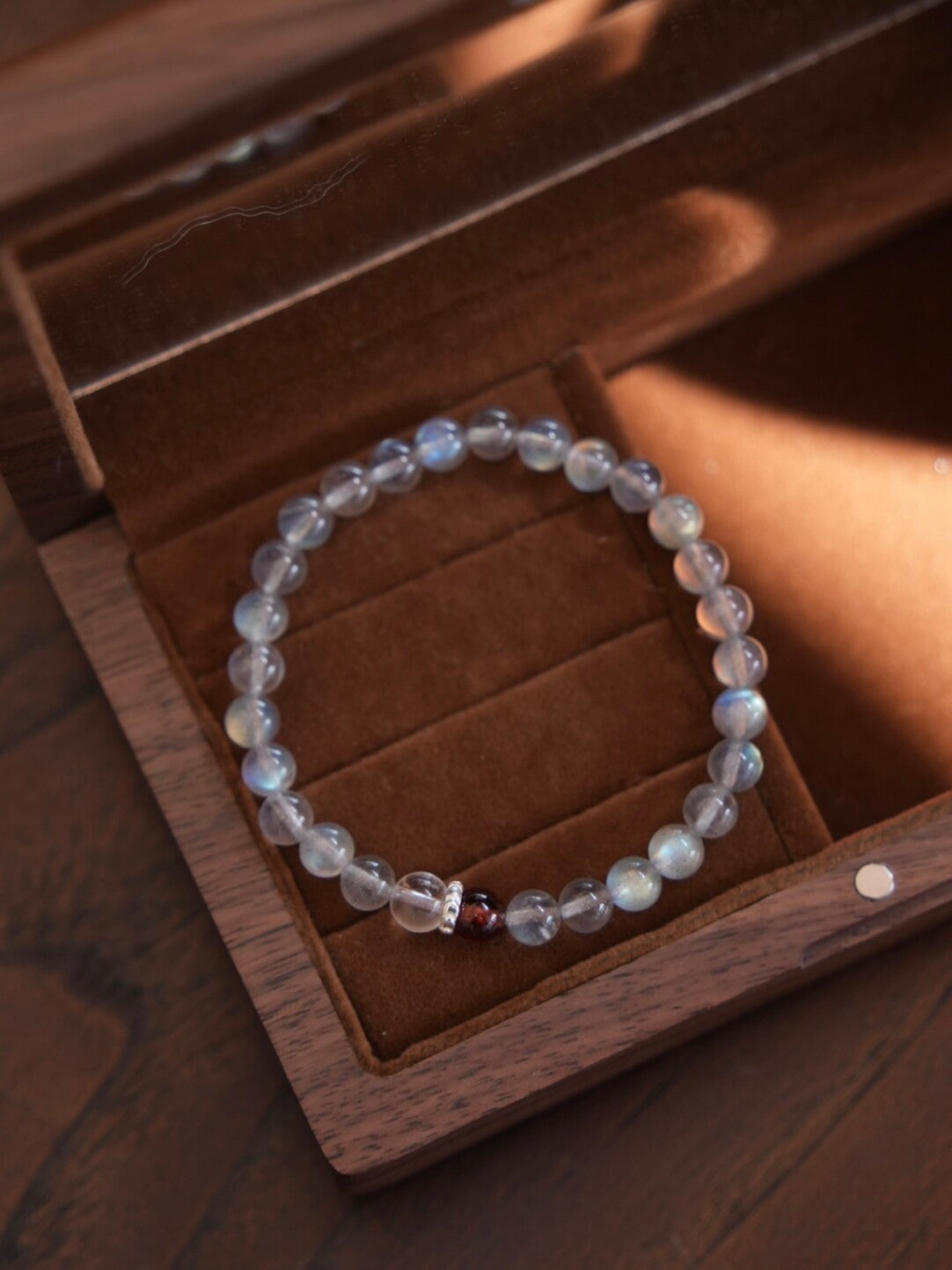 「Chinoiserie」Bright Spring  Sunstone Labradorite Bracelet