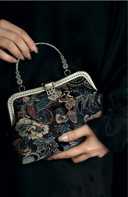 [Chinoiserie] Butterfly Frame Clutch Bag