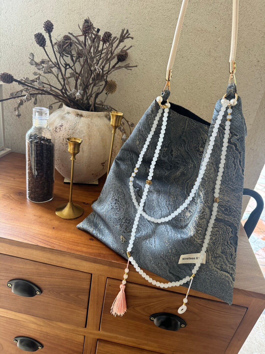 [Chinoiserie] Calm Blue Gilded Beaded Tassel Silk Bag | Bag | Three Fleas