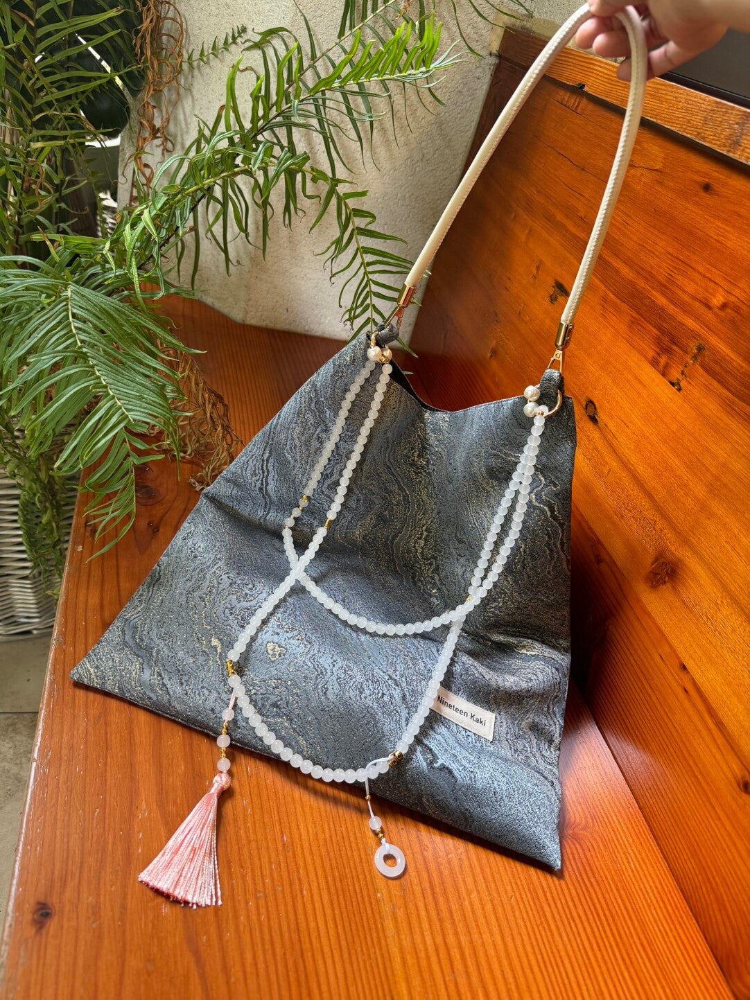[Chinoiserie] Calm Blue Gilded Beaded Tassel Silk Bag | Bag | Three Fleas