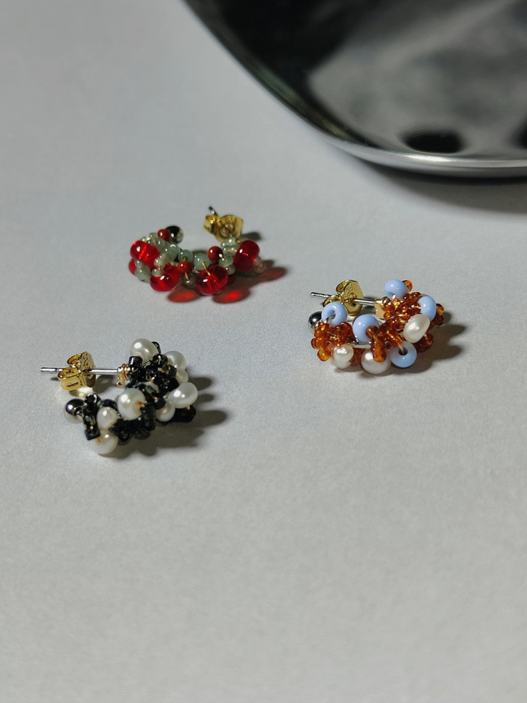 「Chinoiserie」Colored Glaze Pearl Hoop Earrings