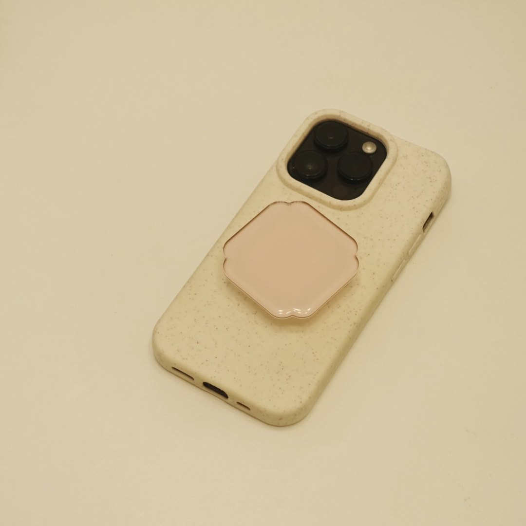 「Chinoiserie」Cultural Artifact Airbag MagSafe Phone Holder