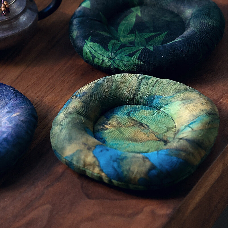 [Chinoiserie] Donut-Shaped Silk Teacup Coaster