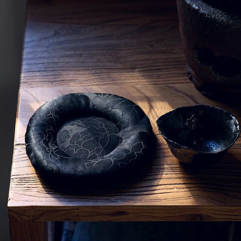 [Chinoiserie] Donut-Shaped Silk Teacup Coaster