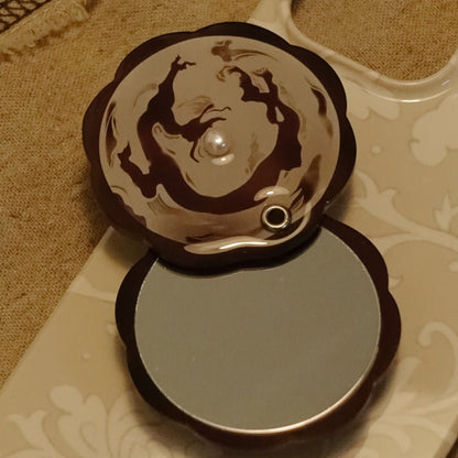 「Chinoiserie」Dragon Printed Pearl Mirror MagSafe Phone Holder