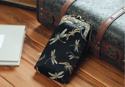 [Chinoiserie] Dragonfly Frame Clutch Bag