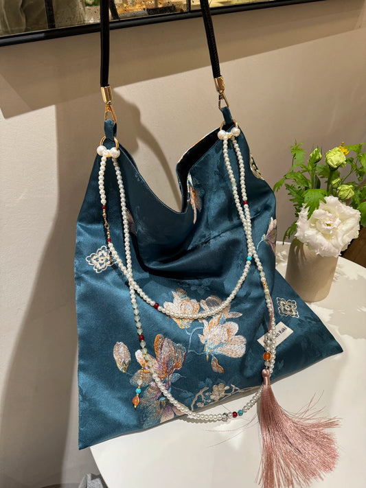 [Chinoiserie] Elegant Orchid  Beaded Tassel Silk Bag | Bag | Three Fleas