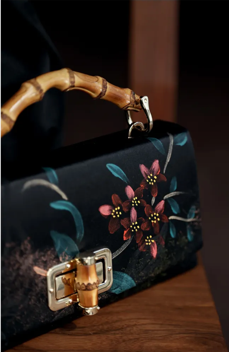 [Chinoiserie] Flower Bamboo Handle Silk Clutch Bag