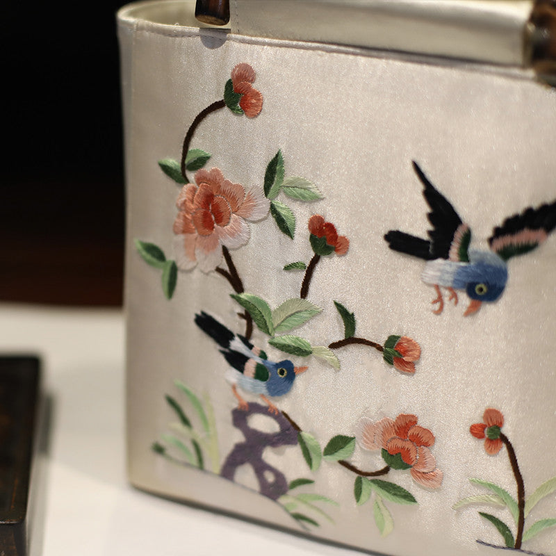 [Chinoiserie] Flower Bird Embroidery Handbag