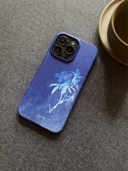 「Chinoiserie」 Flower Printed Blue Phone Case