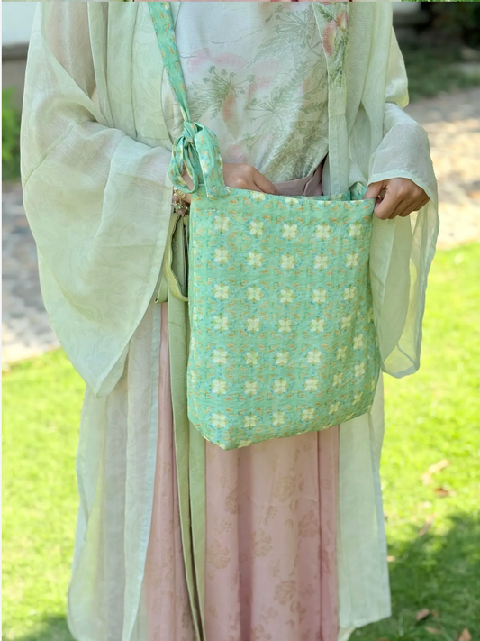 [Chinoiserie] Green Yellow Flower Tote Bag