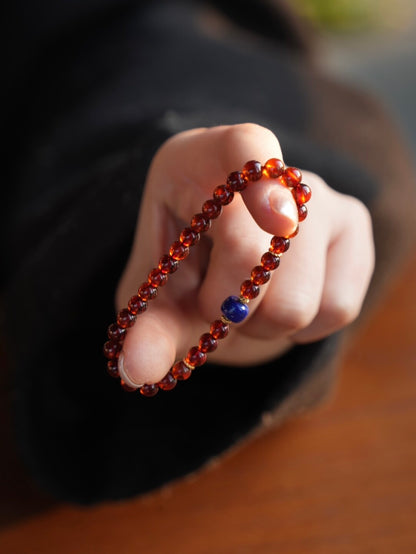 「Chinoiserie」Lapis Lazuli Garnet Beaded Bracelet