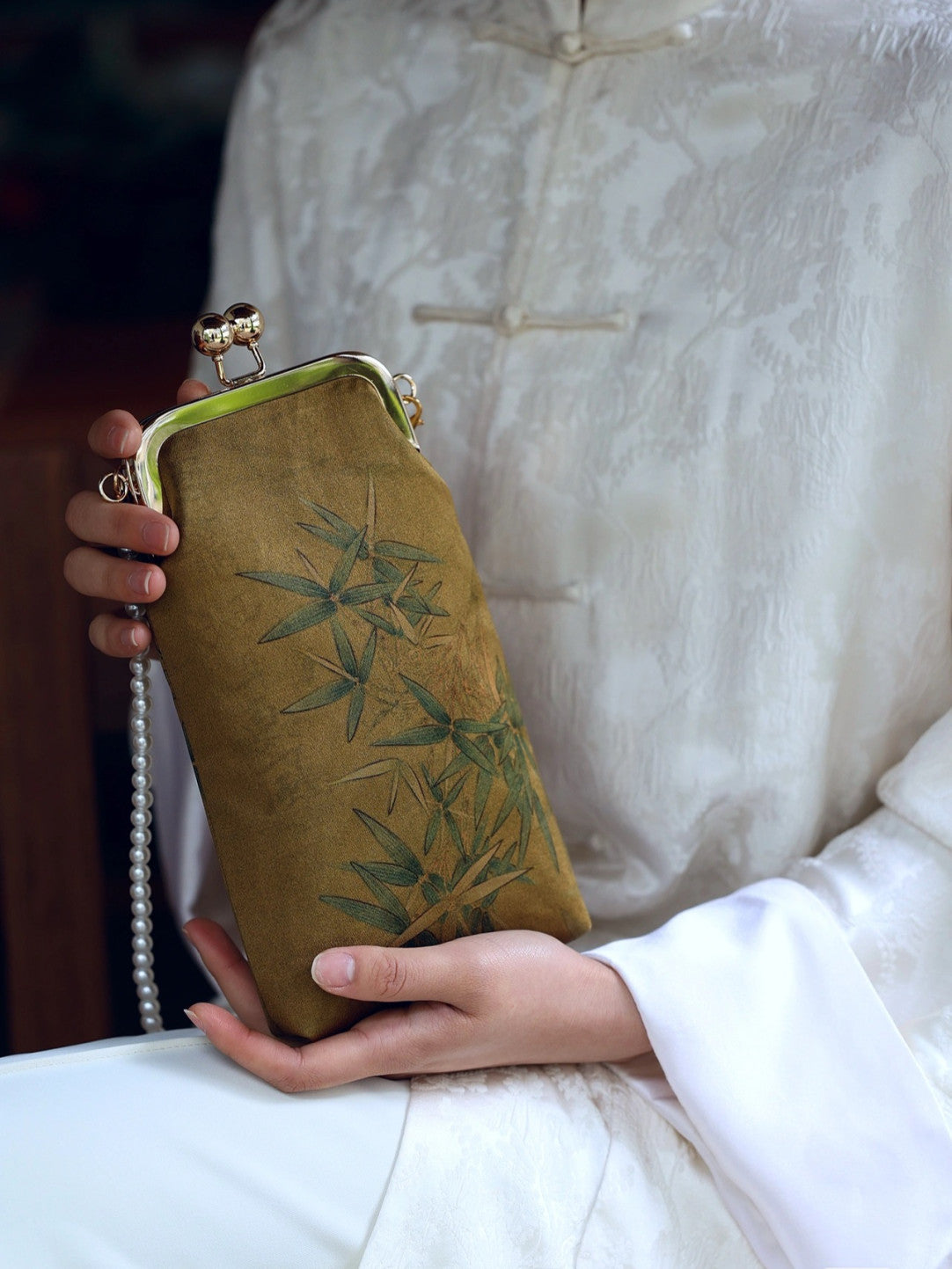 [Chinoiserie] Luxury Bamboo Leaves Silk Frame Clutch Bag