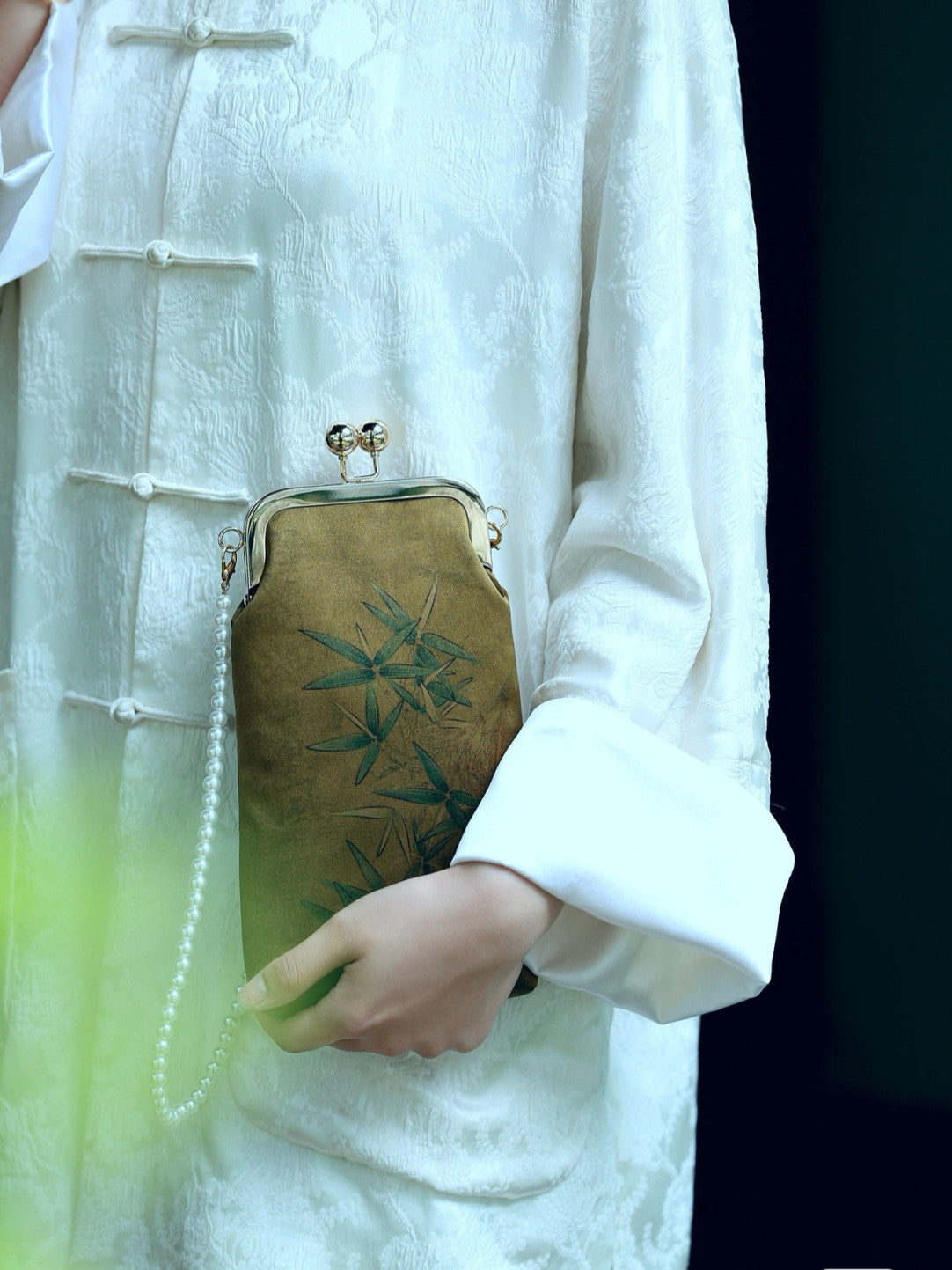 [Chinoiserie] Luxury Bamboo Leaves Silk Frame Clutch Bag