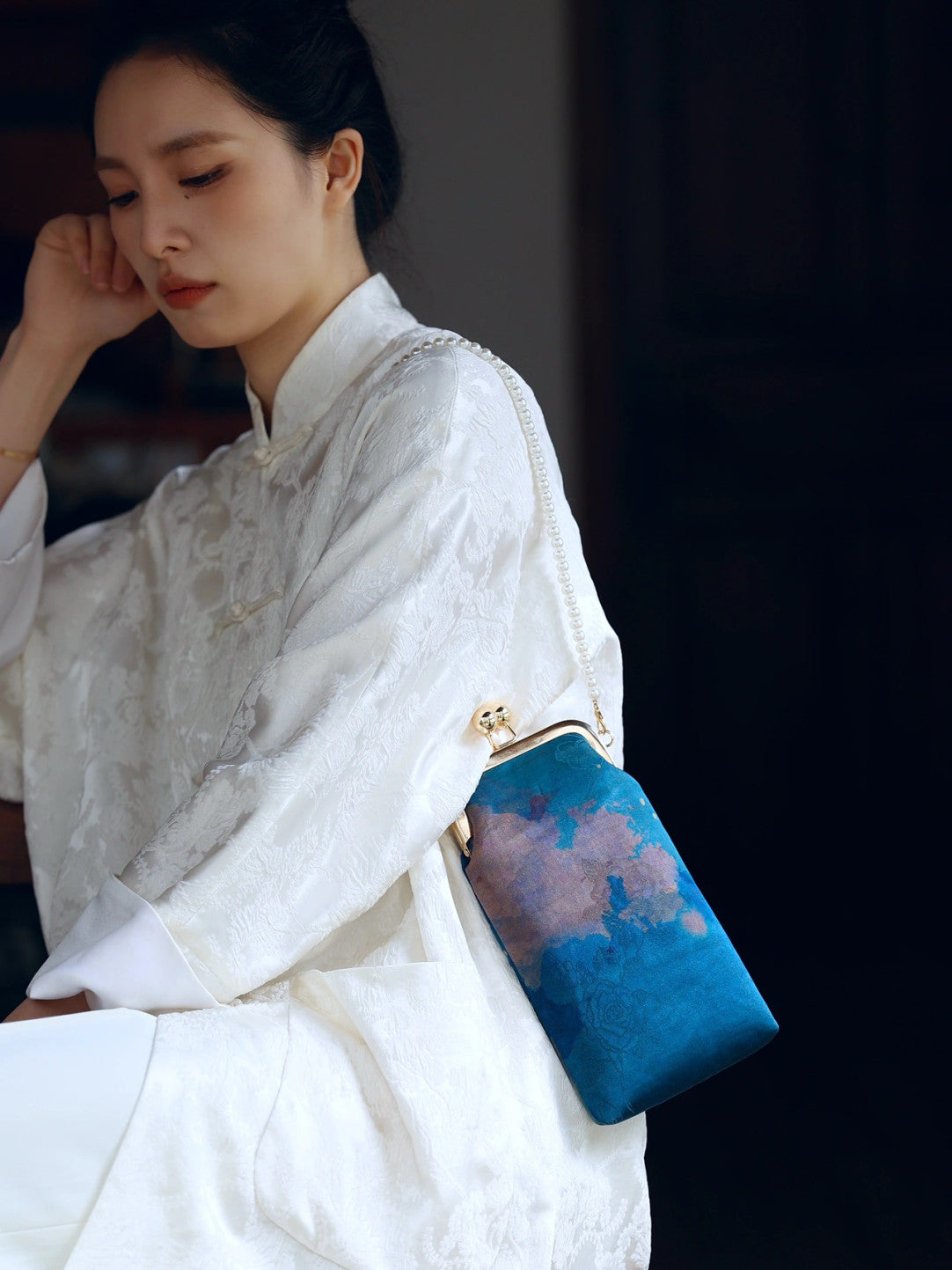 [Chinoiserie] Luxury Bamboo Leaves Silk Frame Clutch Bag