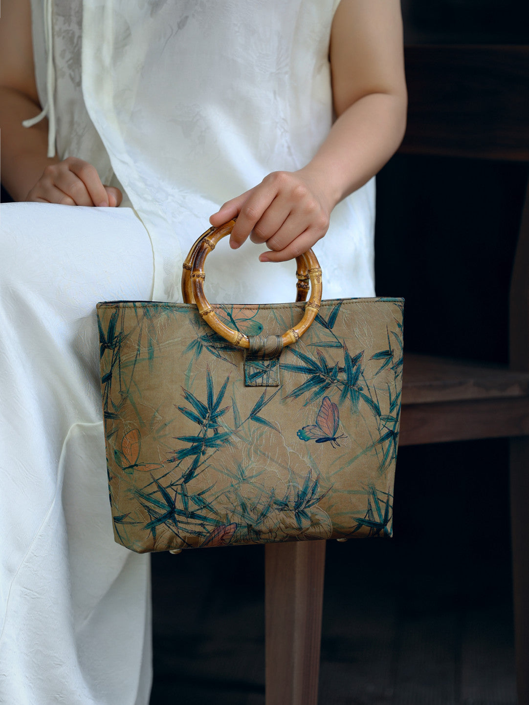 [Chinoiserie] Luxury Circular Bamboo Handle Handbag