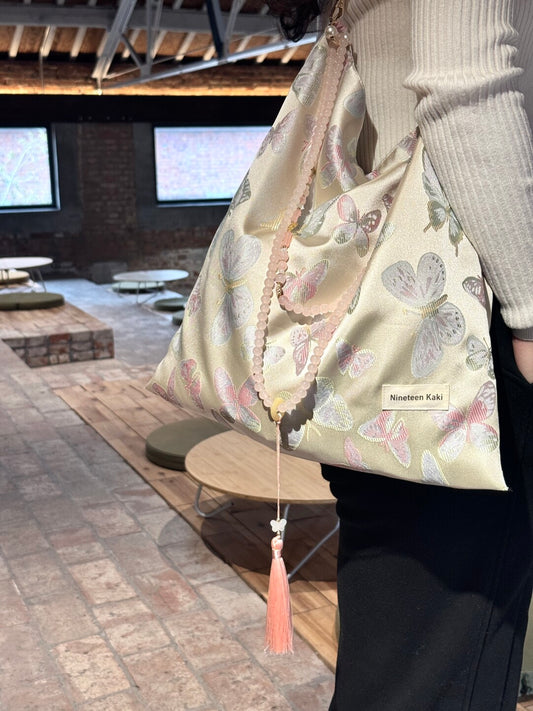 [Chinoiserie] Luxury Moonlight Butterfly Jade Beaded Tassel Silk Bag
