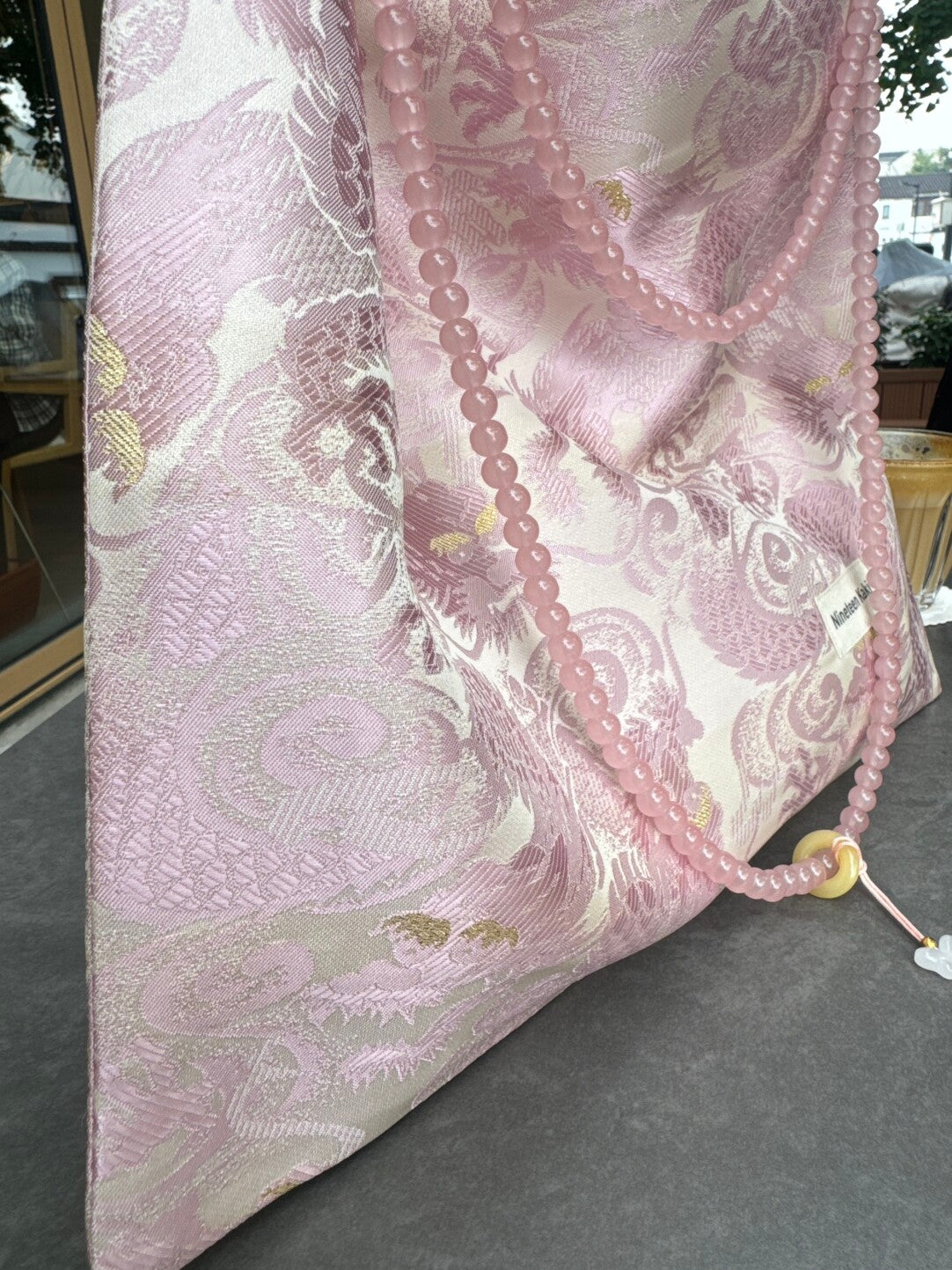 [Chinoiserie] Luxury Pink Dragon Pattern Beads Tassel Silk Bag
