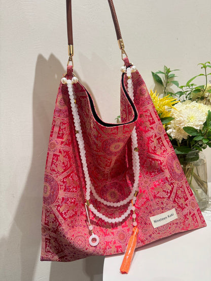 [Chinoiserie] Luxury Red Lucky Pattern Beads Tassel Silk Bag