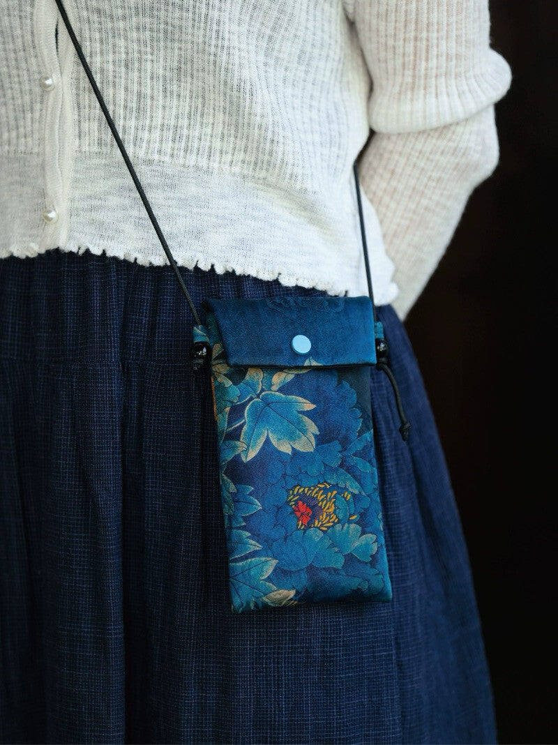 [Chinoiserie] Luxury Silk Magnet Phone Pouch
