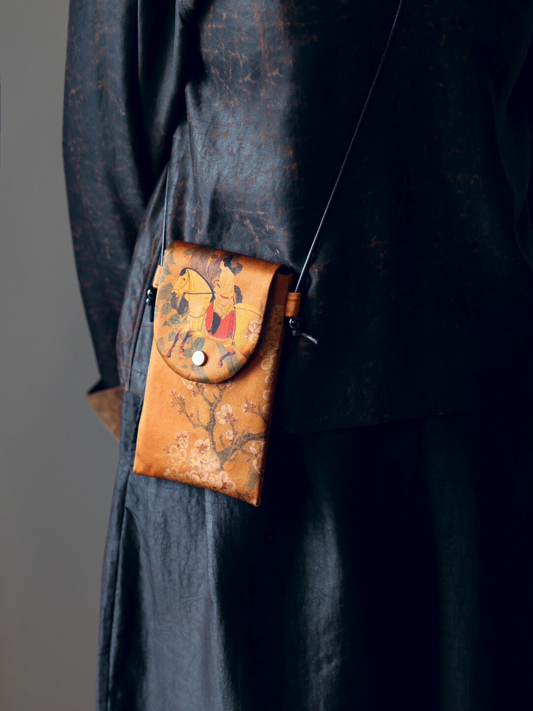 [Chinoiserie] Luxury Silk Magnet Phone Pouch