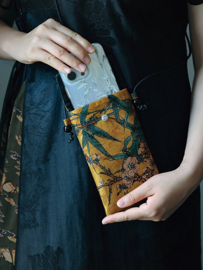 [Chinoiserie] Luxury Silk Magnet Phone Pouch