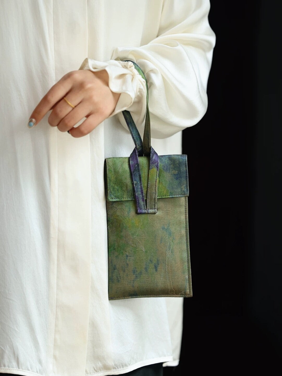 [Chinoiserie] Luxury Silk Phone Pouch