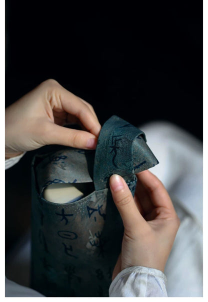 [Chinoiserie] Luxury Silk Portable Water Bottle Pouch