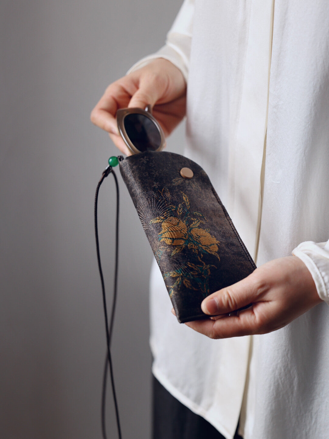 [Chinoiserie] Luxury Silk Sunglasses Bag