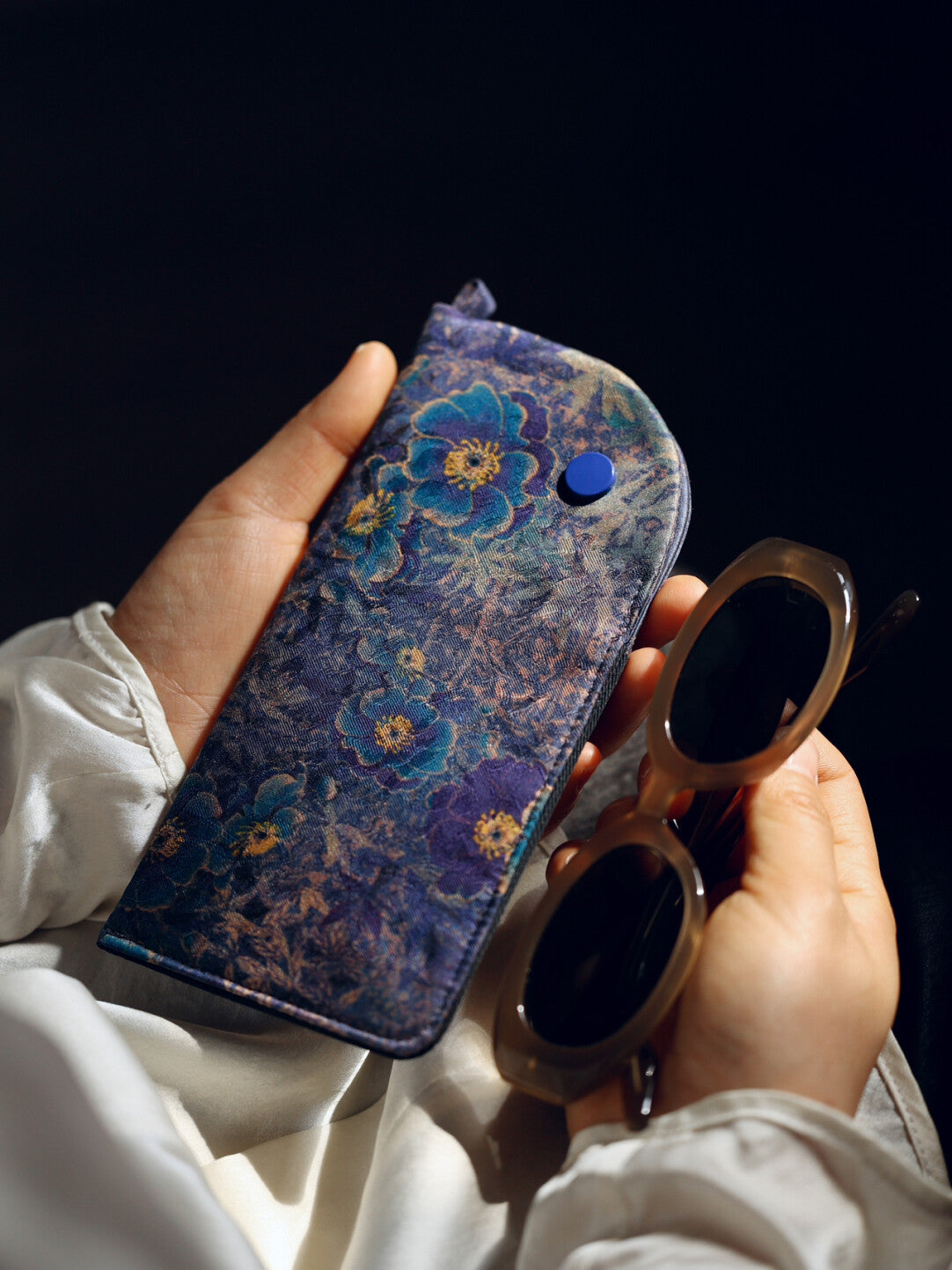 [Chinoiserie] Luxury Silk Sunglasses Bag