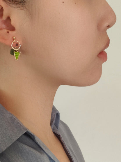 「Chinoiserie」Natural Jade Green Triangle Earrings