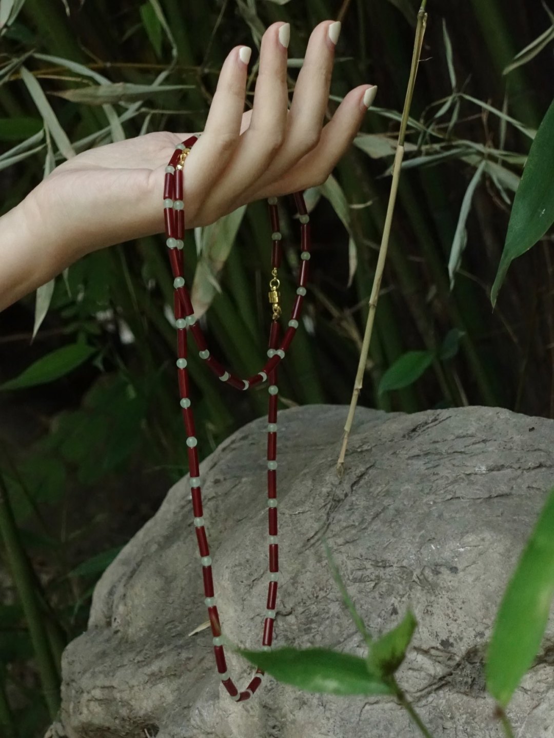 「Chinoiserie」Natural Red Agate Chalcedony Beaded Necklace