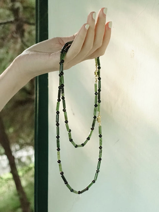 「Chinoiserie」Natural Red Agate Chalcedony Beaded Necklace