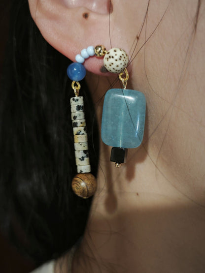 「Chinoiserie」Natural Sandalwood Asymmetric Blue Earrings