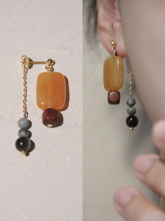 「Chinoiserie」Natural Sandalwood Asymmetric Earrings