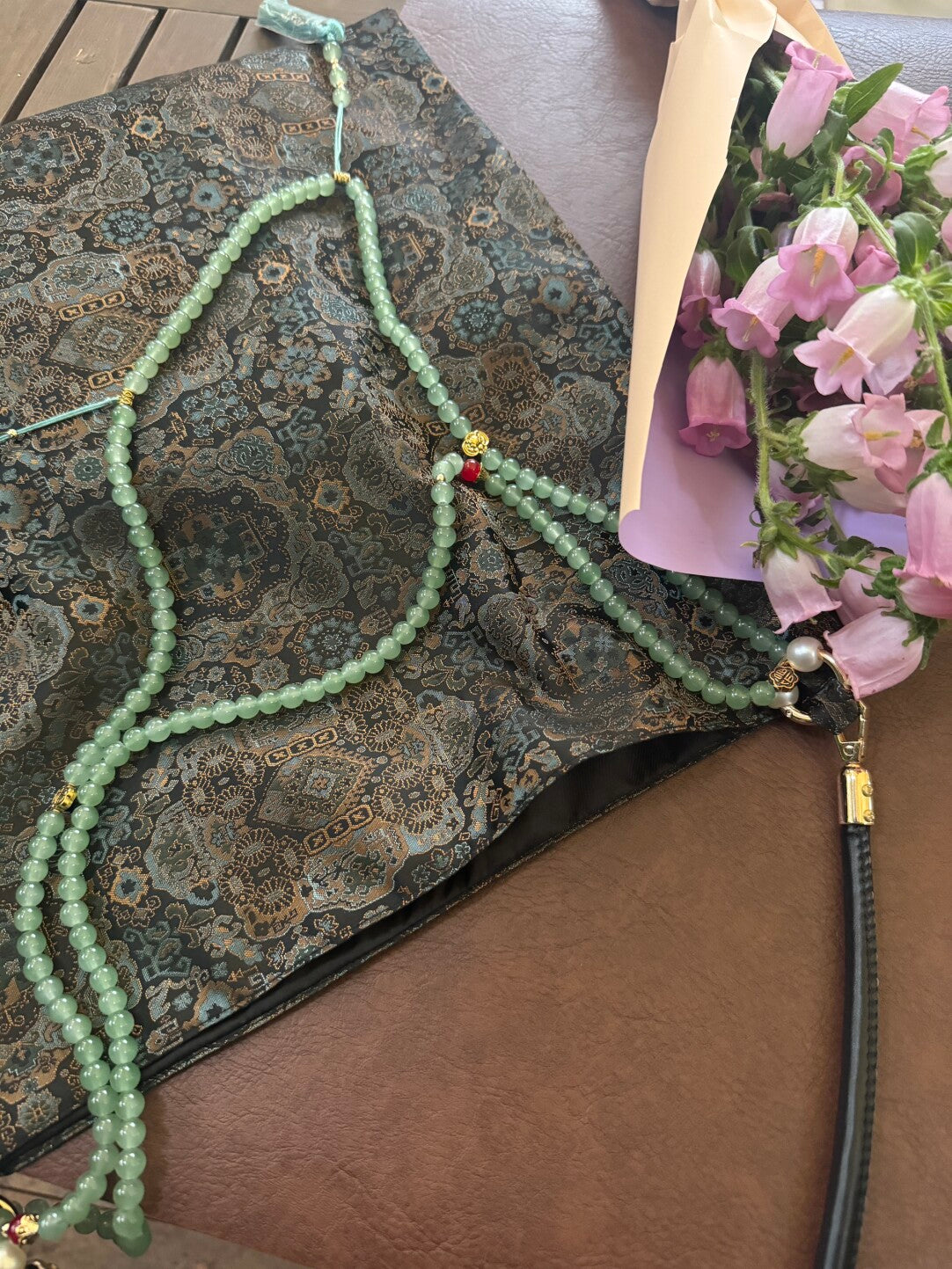 [Chinoiserie] Oriental Style Pattern Beaded Tassel Silk Bag